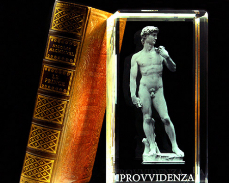 Un presse papier original en verre